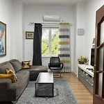 Kelly\'S Cozy Hideaway - Central Tirana