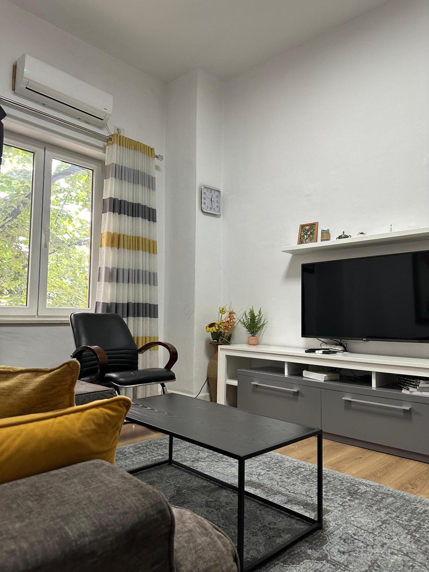 Kelly's Cozy Hideaway - *