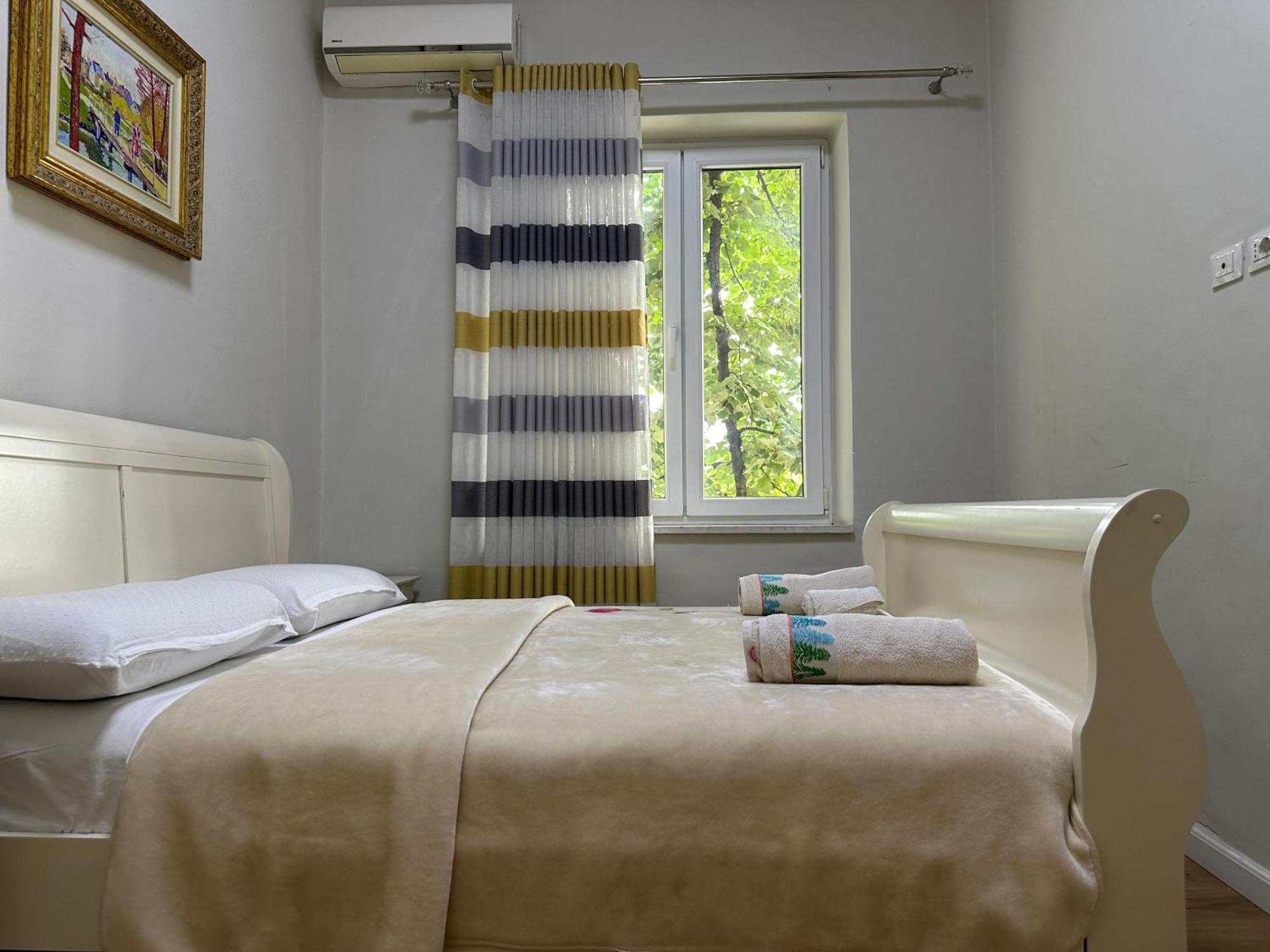 Appartamento Kelly's Cozy Hideaway - Tirana